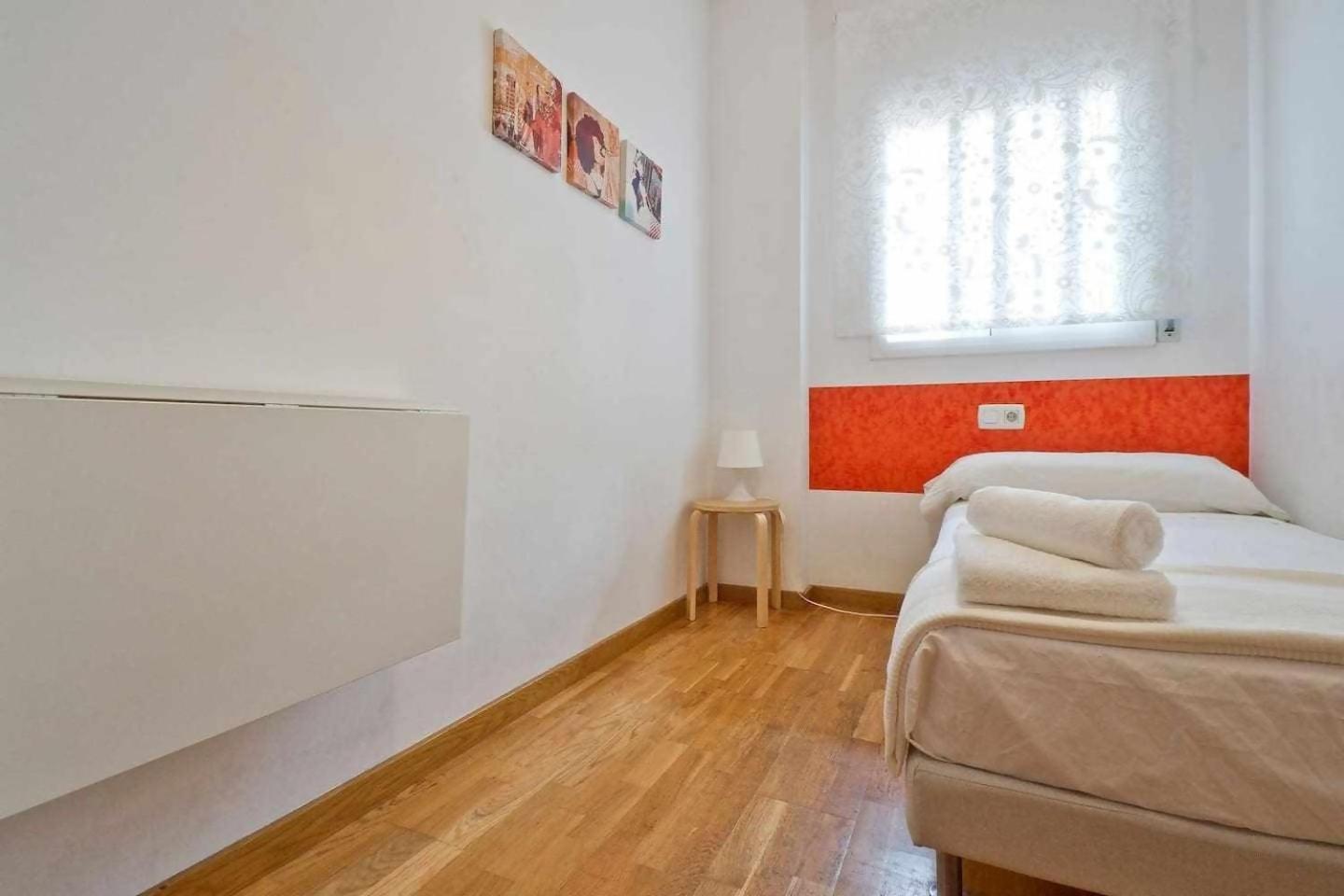 Comfortable 4 Rooms 2Bath W Balcony Barcelona Bagian luar foto