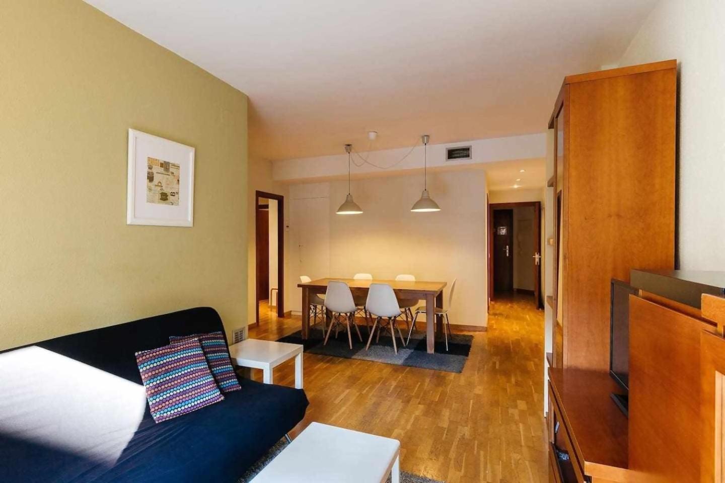 Comfortable 4 Rooms 2Bath W Balcony Barcelona Bagian luar foto