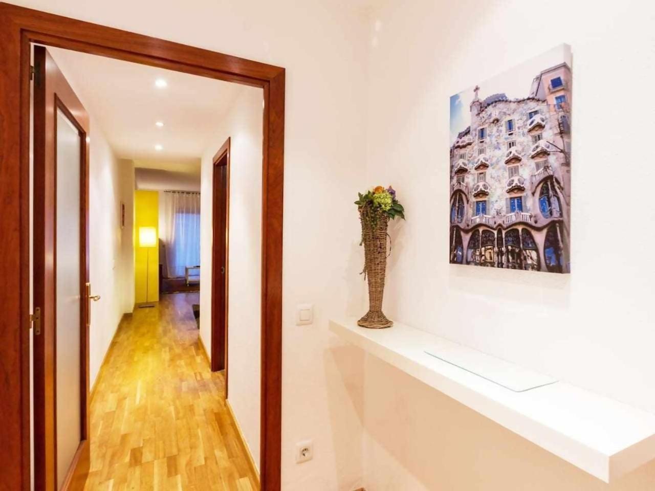 Comfortable 4 Rooms 2Bath W Balcony Barcelona Bagian luar foto